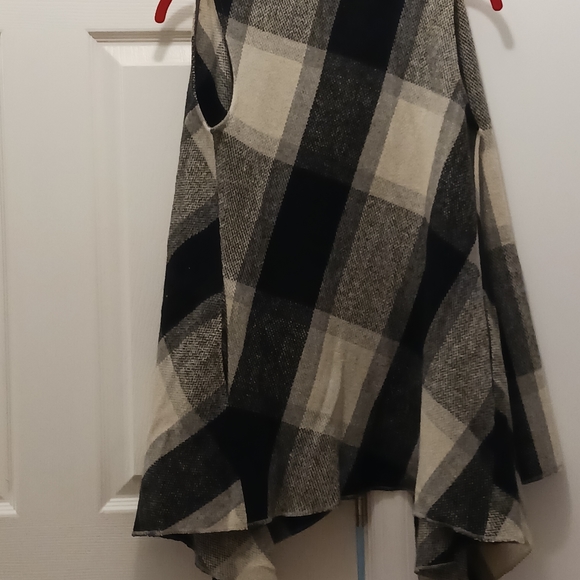 Top - Picture 9 of 9